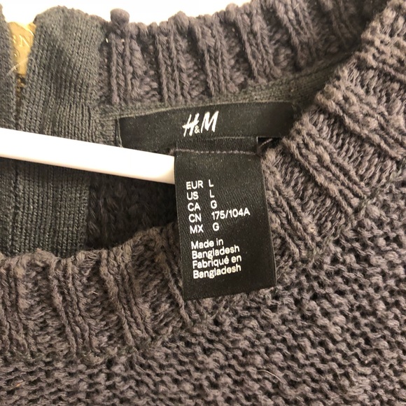 H&M Sweater - Picture 3 of 3